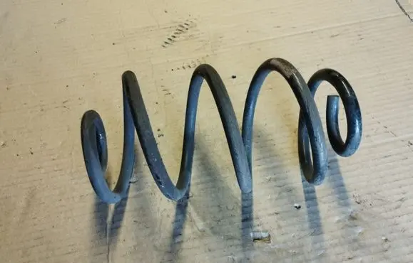 Nissan Note (E11) Rear coil spring