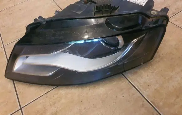 Audi A4 S4 B8 8K Headlight/headlamp 8K0941003S