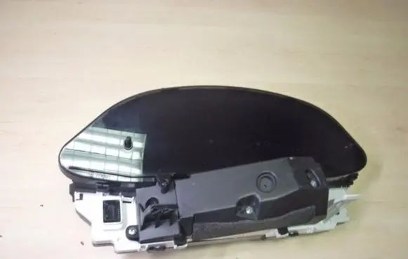 Toyota Yaris Speedometer (instrument cluster) 838000DJ90 B196