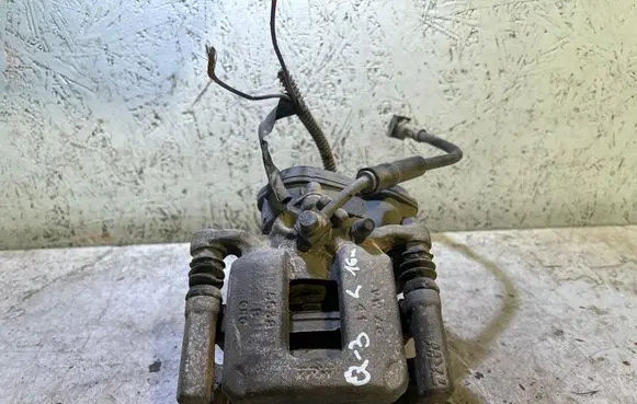 Audi Q3 8U Rear brake caliper
