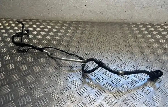Brake vacuum hose/pipe