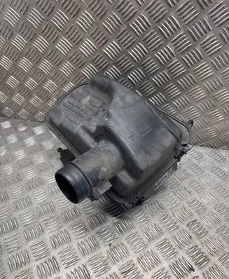 Nissan Qashqai Air filter box 1021725S01 70299