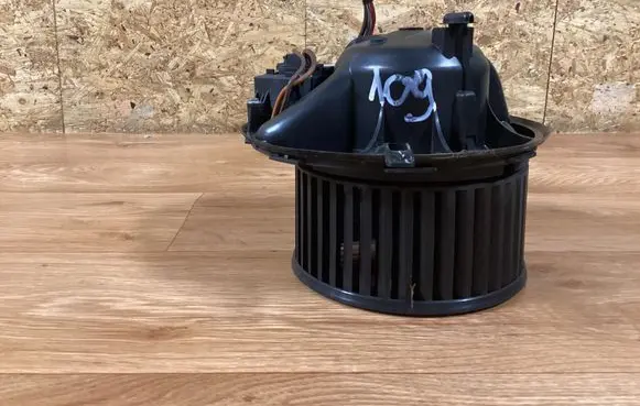 Heater fan/blower