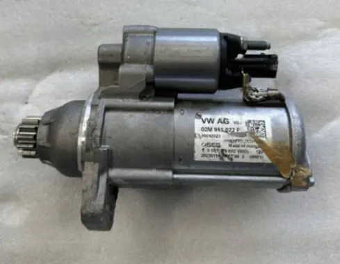 Volkswagen Tiguan Starter motor 02M911022F