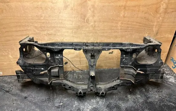 Hyundai Terracan Radiator support slam panel