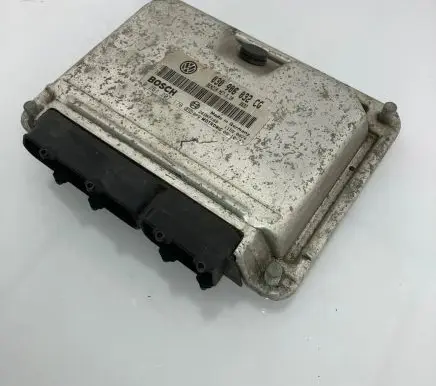 Volkswagen Polo III 6N 6N2 6NF Engine control unit/module 030906032CG 26SA7189 0261207178