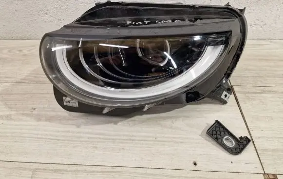 Fiat 500E Headlight/headlamp 00521400320