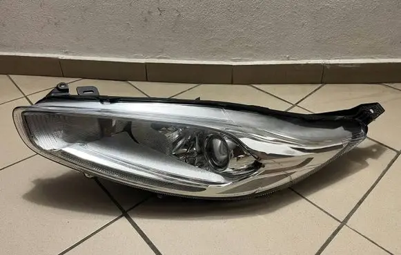 Ford Fiesta Headlight/headlamp C1BB-13W030