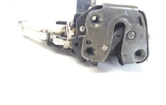 Nissan Primera Rear door lock 8255369R01 89A538