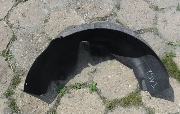 Volkswagen Golf VII Rear arch fender liner splash guards 5G0810972J