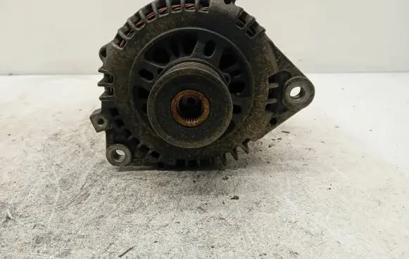 Nissan X-Trail T30 Generator/alternator 23100AU400 LR1110713