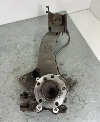 Mini Cooper Countryman R60 Rear wheel hub 9805657