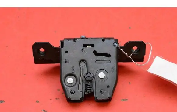 Opel Insignia A Tailgate/trunk/boot lock/catch/latch 13509599