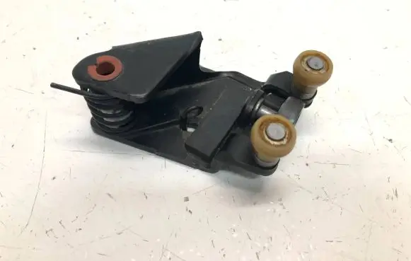 Renault Trafic III (X82) Sliding door check strap stopper 777647086R
