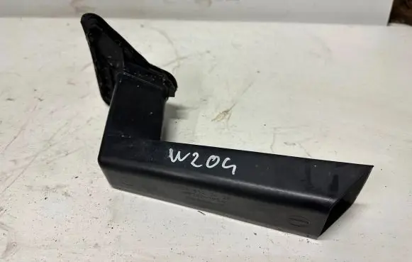 Mercedes-Benz C W204 Rain gutter A2048322425