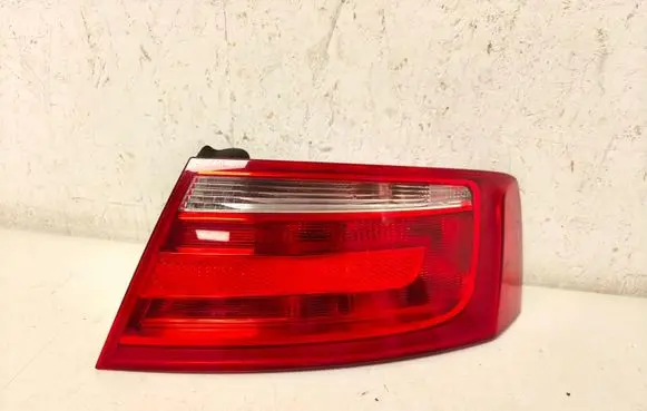 Audi A5 8T 8F Rear/tail lights 8T8945096E