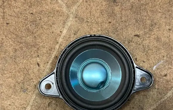 Mercedes-Benz CLS C218 X218 Front door speaker A2048202302