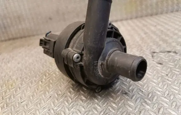 Mercedes-Benz SLK R171 Electric auxiliary coolant/water pump 1718350064