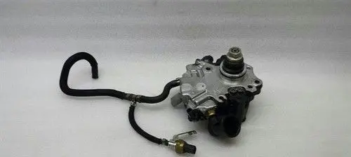 Mercedes-Benz E W212 Mechanical fuel pump A6510700601