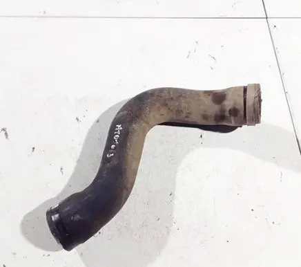 Toyota Avensis T250 Engine coolant pipe/hose
