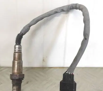 Opel Vivaro Lambda probe sensor 226A41733R 0281004221 TWOJEAUTOWYSZKOW