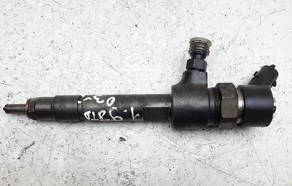 Fiat Stilo Fuel injector 2245110