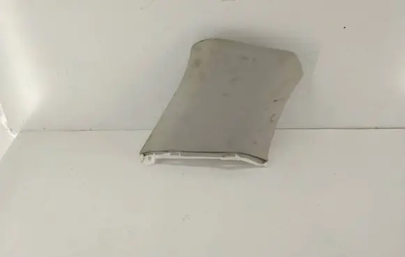 (D)pillar trim (top)