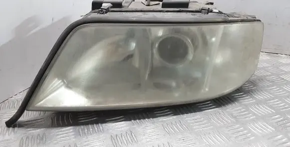 Audi A6 S6 C5 4B Headlight/headlamp 4B0941028