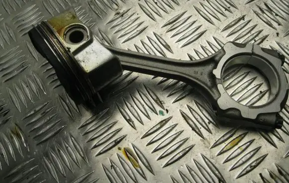 Toyota RAV 4 (XA30) Piston with connecting rod 37120 BV570