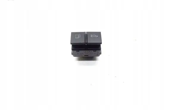 Audi TT TTS Mk2 Fog light switch 8P0959833A
