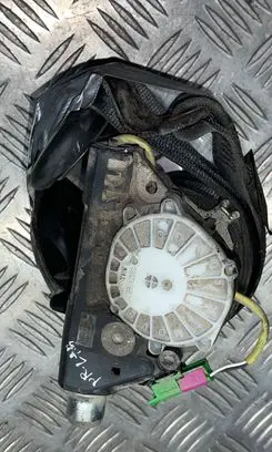 Skoda Praktik (5J8) Front seatbelt 33042561