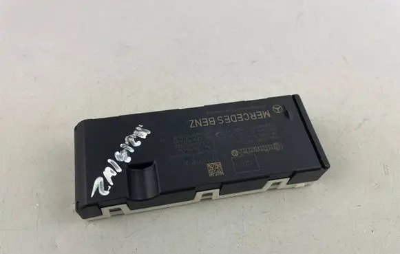 Mercedes-Benz E W213 Tailgate/trunk control unit/module A2139000500