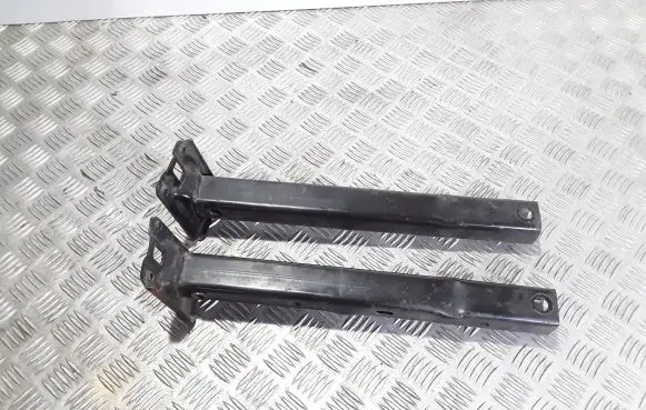 Opel Crossland X Front bumper shock/impact absorber 