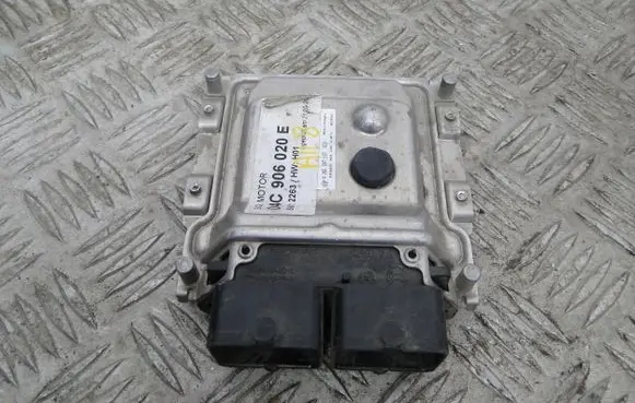 Volkswagen Up Other control units/modules 04C906020E