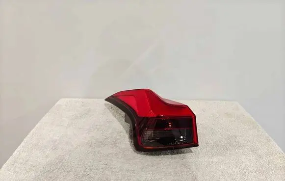 Lexus UX Rear/tail lights