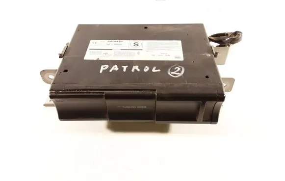 Nissan Patrol Y61 CD/DVD changer PP2144H 0015753 CAA355
