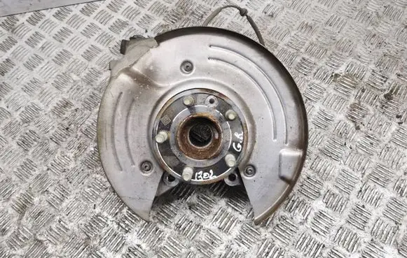 Land Rover Range Rover Velar Rear wheel hub