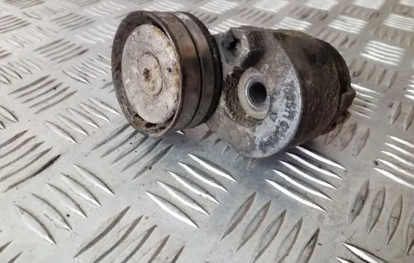 Opel Vivaro Generator/alternator belt tensioner 6220002 190571