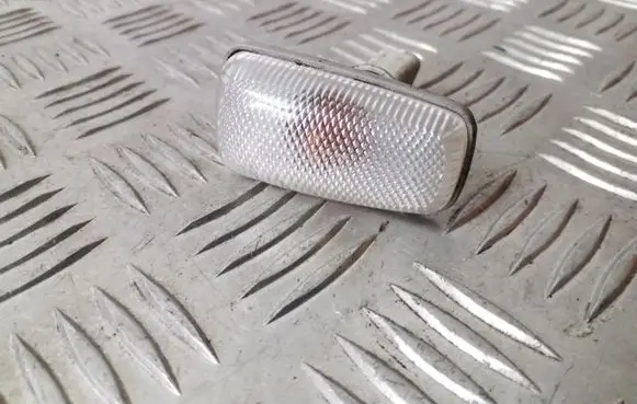 Fiat Ulysse Front fender indicator light