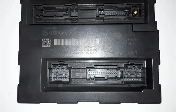 Audi A5 8T 8F Comfort/convenience module 8K0907064CP