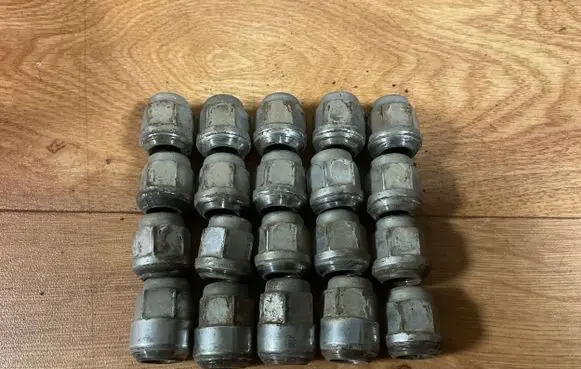 Honda FR-V Nuts/bolts 