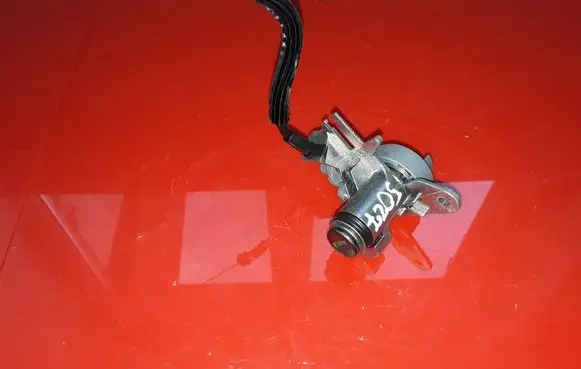 Audi A8 S8 D4 4H Tailgate exterior lock 8E0827573D