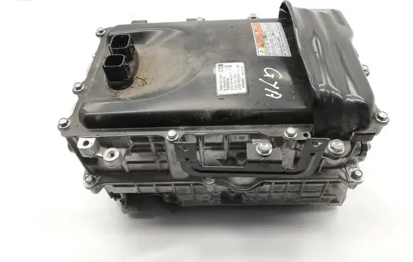 Toyota Yaris XP210 Voltage converter inverter G9200K0010