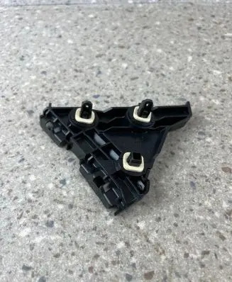 Toyota Camry Rear bumper mounting bracket 5257506030