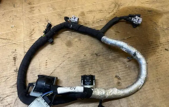 Ford Bronco Wiring harness Z84064903