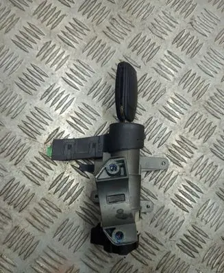 Volvo S60 Ignition lock 8626324