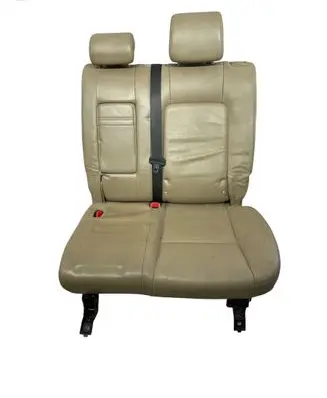 Chevrolet Captiva Second row seats 