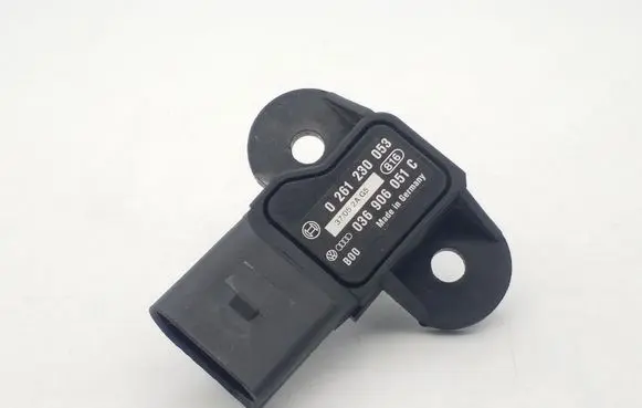 Audi Q7 4L Mass air flow meter 0261230053 036906051C