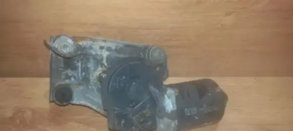 Mazda 626 Wiper motor 8491006680