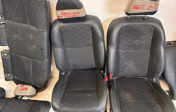 Nissan Qashqai Seat set 